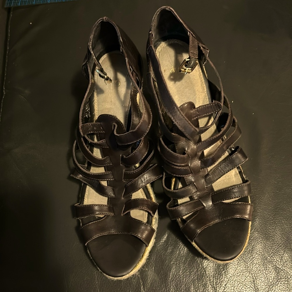 The Gap brown strappy espadrille wedge sandals